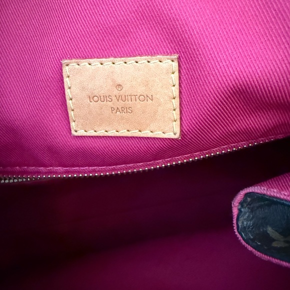 Louis Vuitton Graceful MM Shoulder Bag Monogram Canvas - Picture 11 of 14